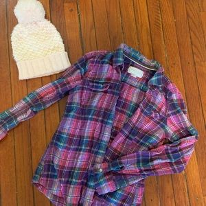 American Eagle Flannel Button Up